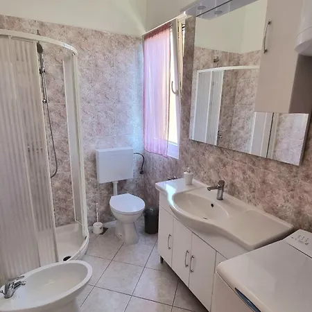 Apartman Garden Escape Zupanic *