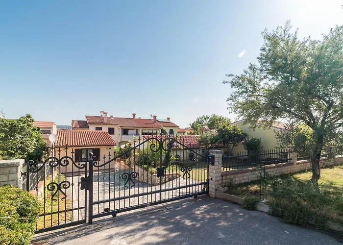 Garden Escape Zupanic Apartman