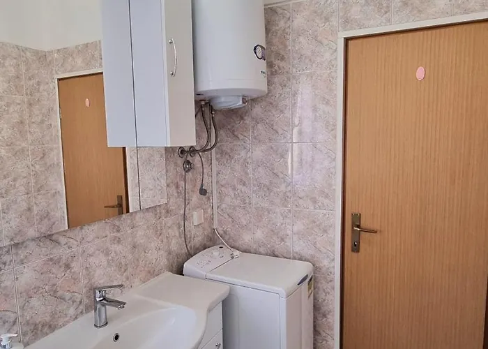 Garden Escape Zupanic Póla