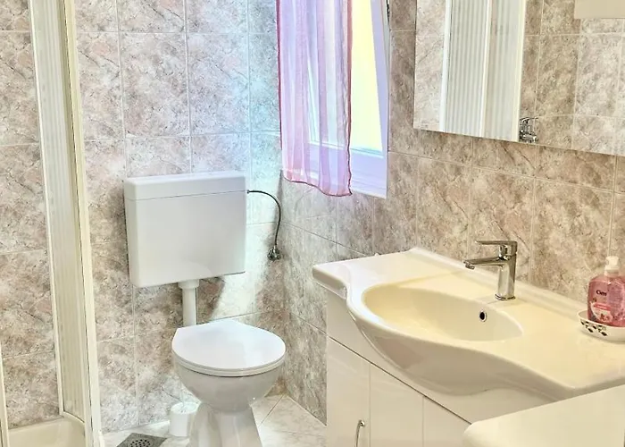 Garden Escape Zupanic